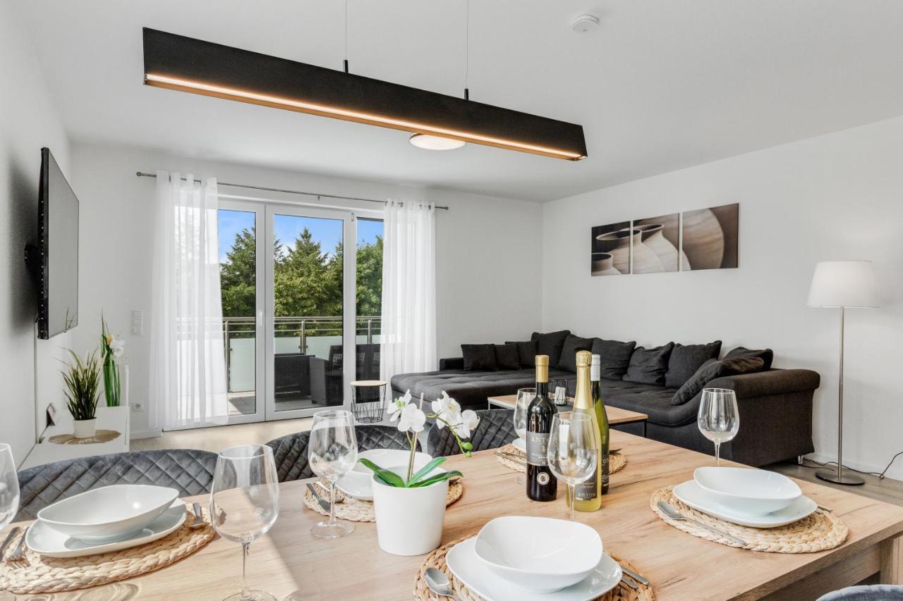 Winetime - Modern - Boxspringbetten - Netflix - Naehe Mercedes-benz Apartment Woerth am Rhein