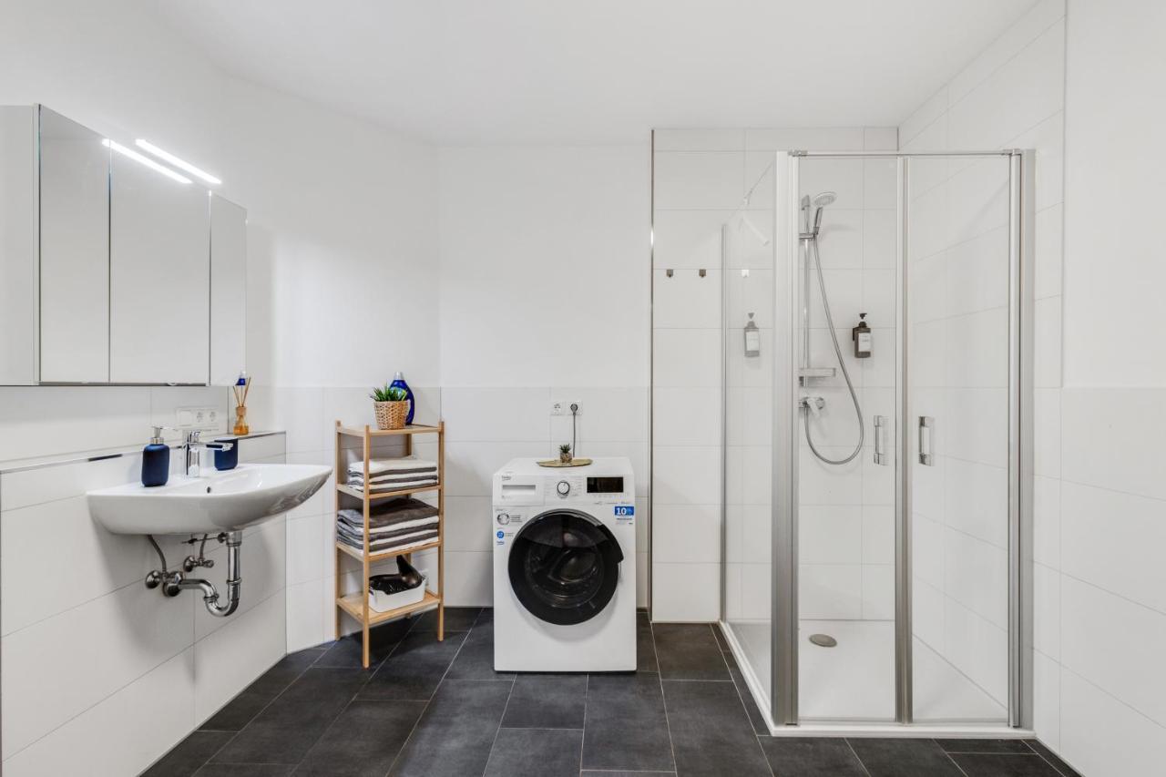 Winetime - Modern - Boxspringbetten - Netflix - Naehe Mercedes-benz *