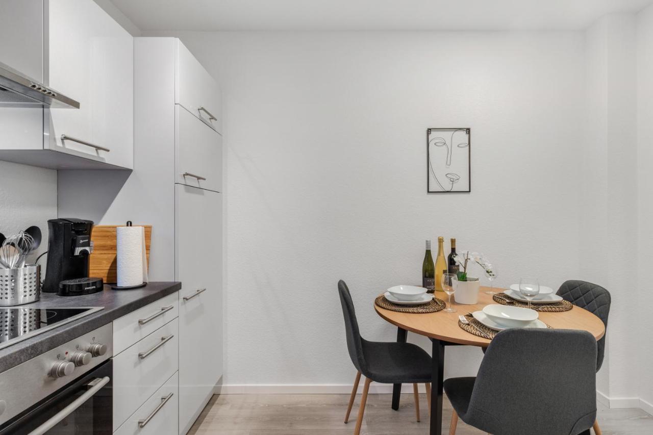 Apartment Winetime - Modern - Boxspringbetten - Netflix - Naehe Mercedes-benz *