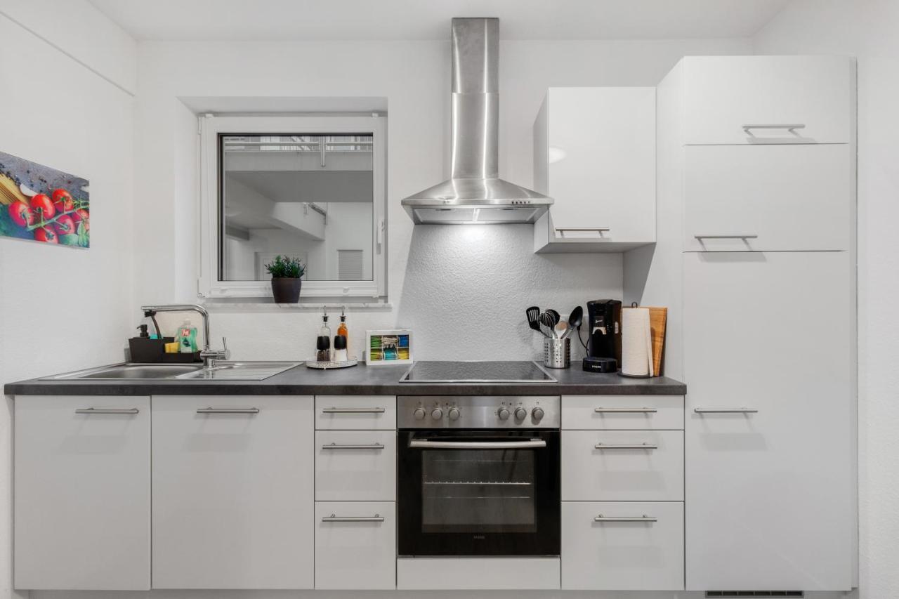 Winetime - Modern - Boxspringbetten - Netflix - Naehe Mercedes-benz *